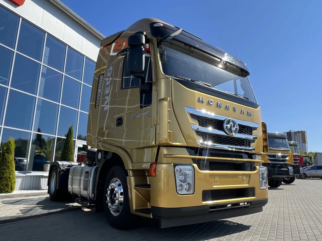 Доставка седельного тягача своим ходим из Европы